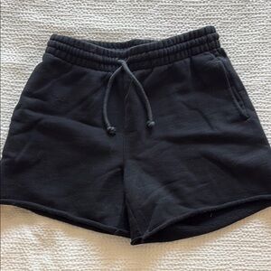 Aritzia Black Athletic Shorts Lightweight Elastic Waist